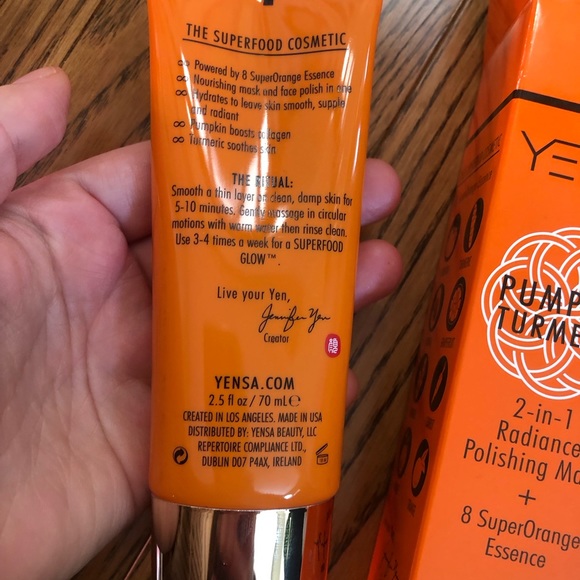 COPY - Yensa pumpkin turmeric 2 in 1 radiance polishing mask 2.5oz - Picture 2 of 7